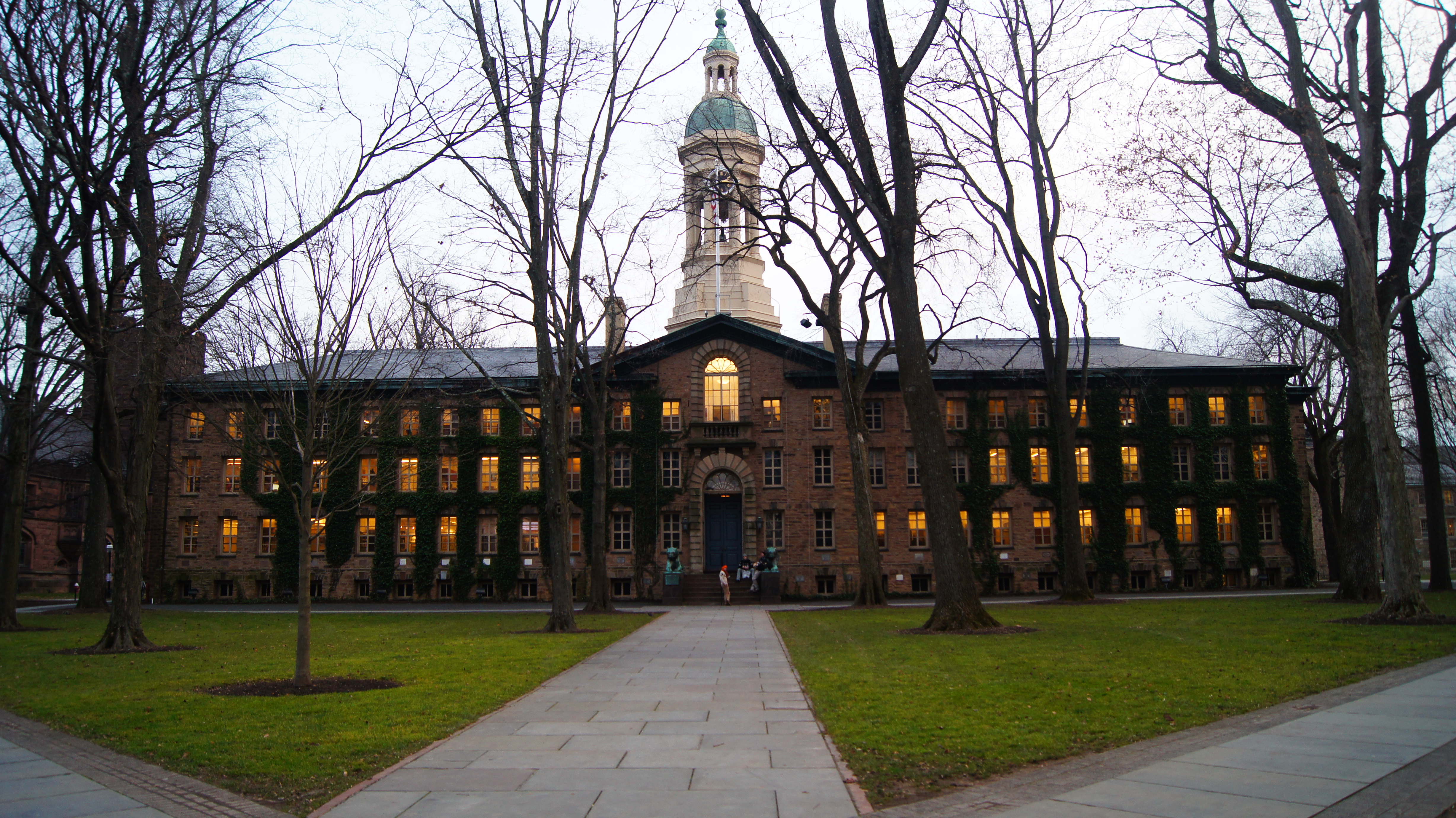 nassauhall